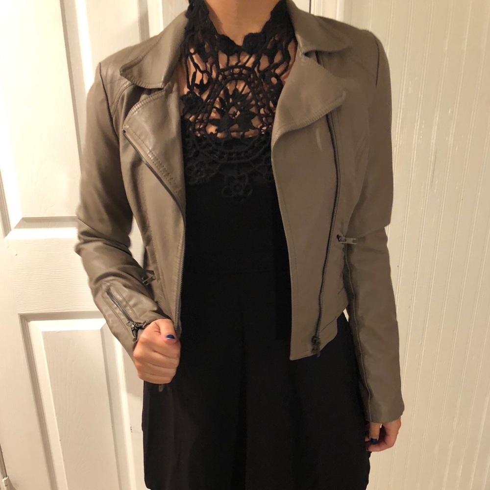 Cute tan leather jacket